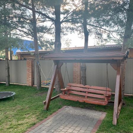 Bed and Breakfast Комфортабельный Коттедж Switjas Exterior foto